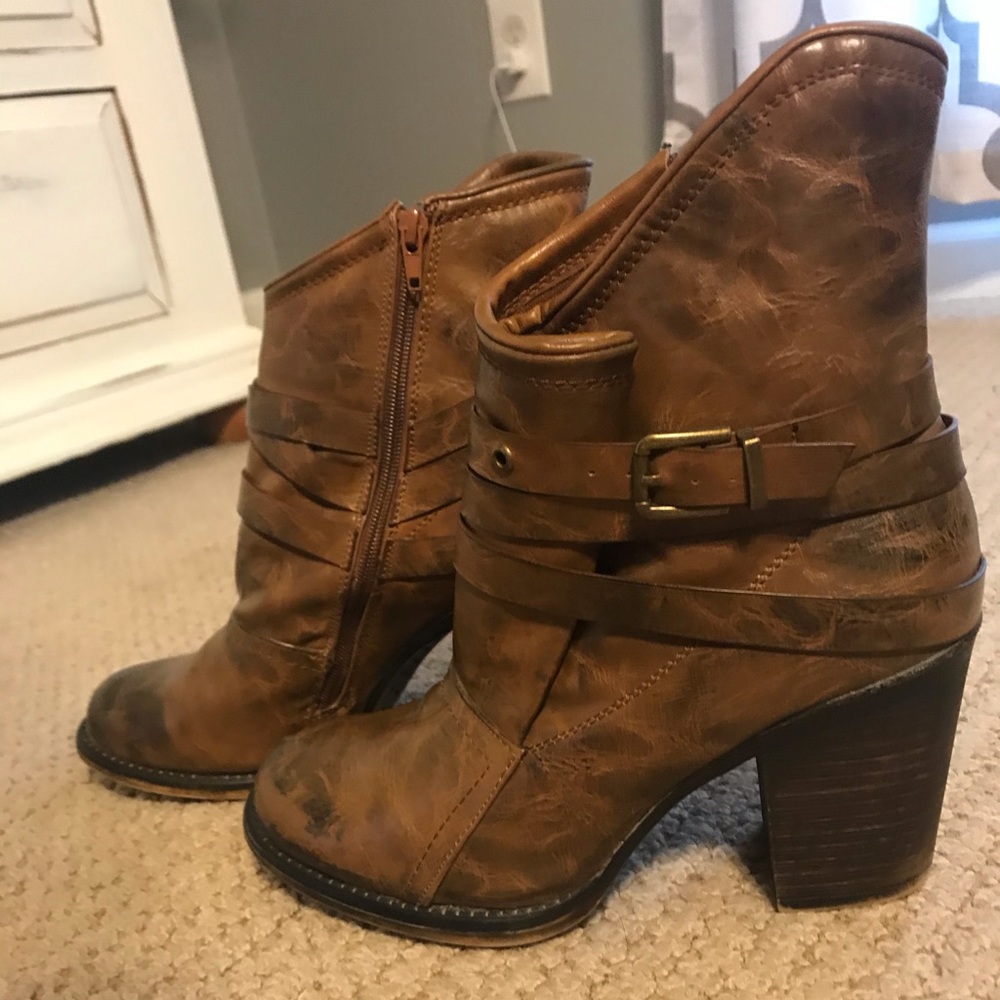 Brown ankle boots